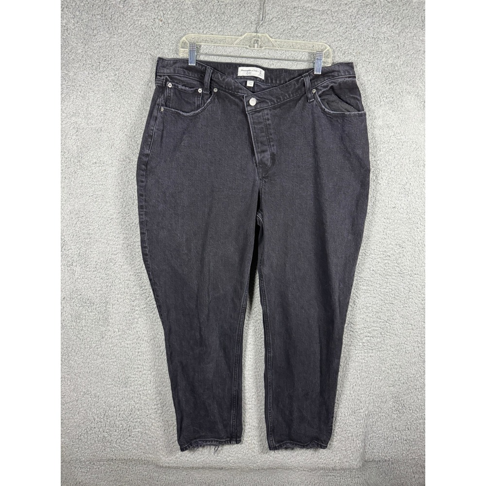 Abercrombie & Fitch Curve Love The Dad High Rise Jeans 33 16S Washed Black
